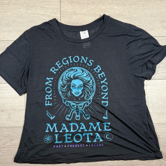 Disney Tops - Disney Haunted Mansion Madame Leota T-Shirt Women's xlarge black ! Crystal Ball
